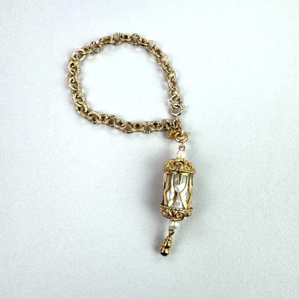 Vintage Emmons Magic Lantern Gold Tone Bracelet‎ Charm